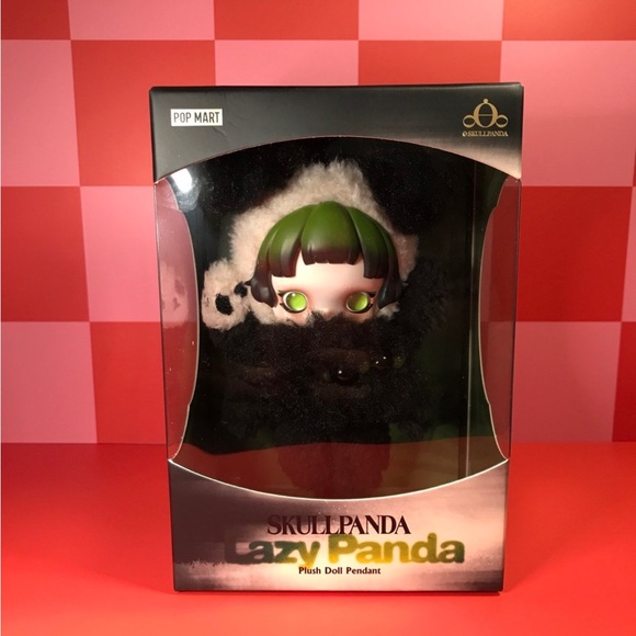 ❌SOLD❌ POPMART - SKULLPANDA LAZY PANDA PLUSH PENDANT - Picture 1 of 3